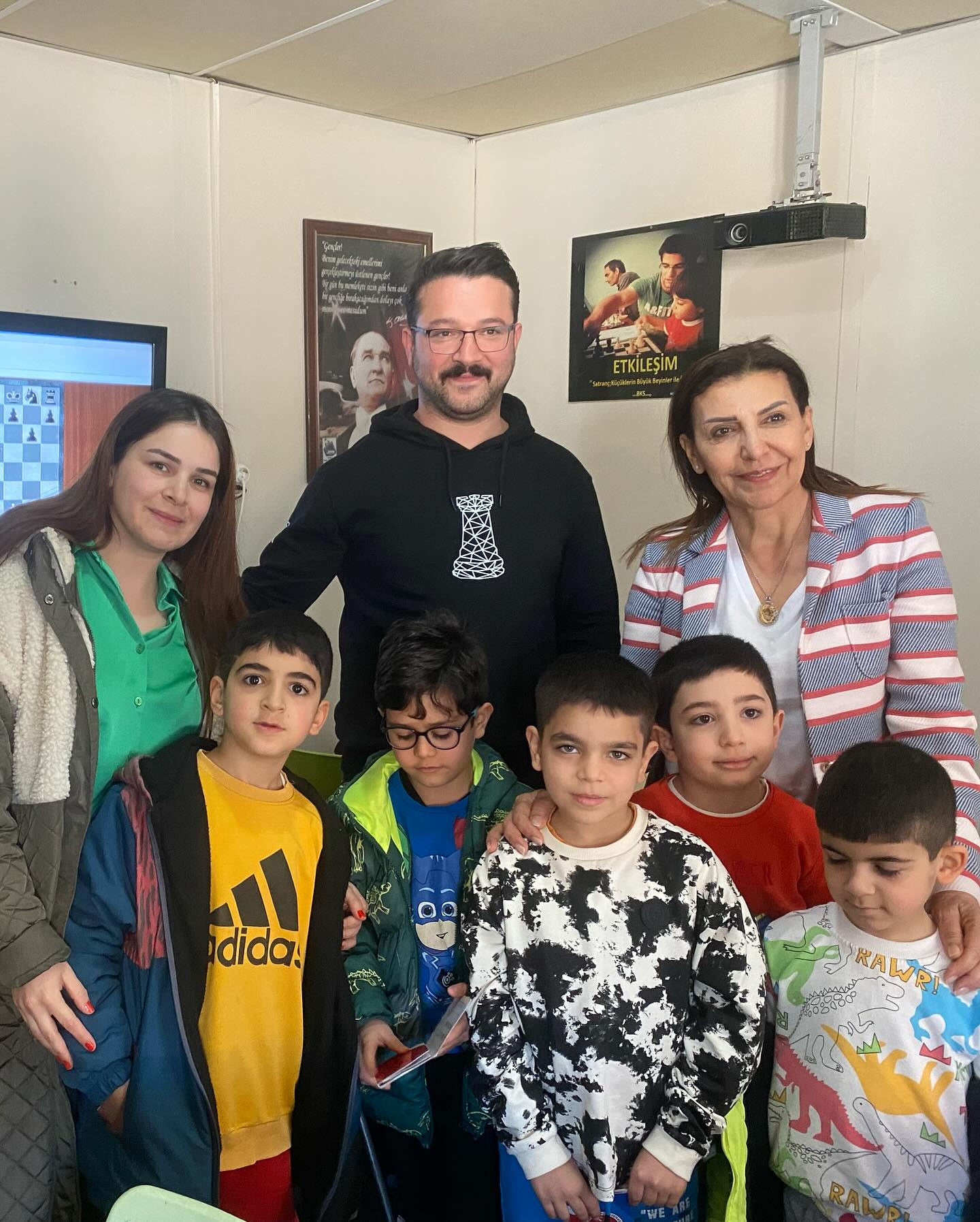 Türki̇ye Satranç Federasyon Başkanından Kulüp Zi̇yareti̇